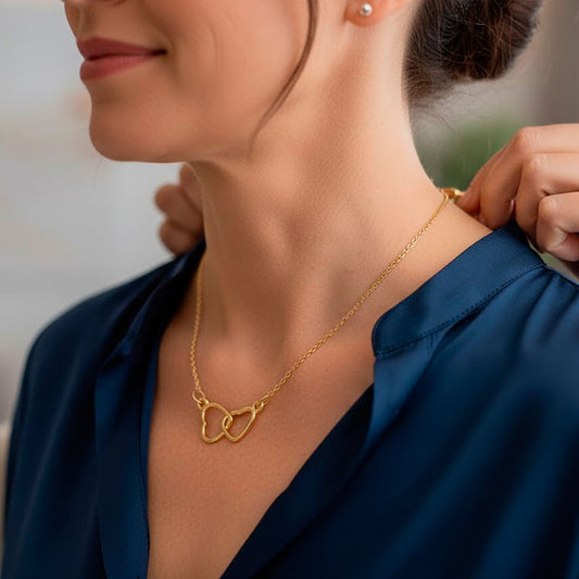 Collar Amor Eterno – Corazones Entrelazados