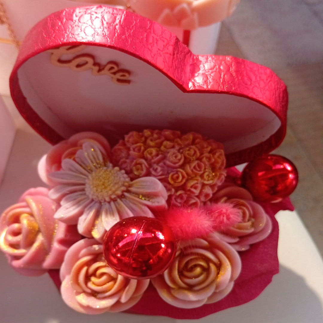 Corazón floral aromático artesanal